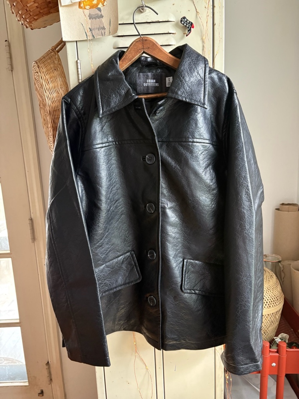 UO Sydney faux leather oversized dad jacket NWOT - Picture 5 of 7